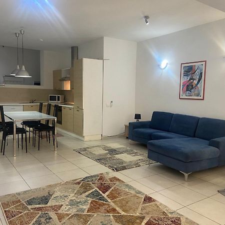 דירות Sliema 2Bed With Backyard מראה חיצוני תמונה